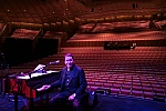 Wallpaper : Jools Holland inside the Sydney Opera House - {Click to enlarge the image}